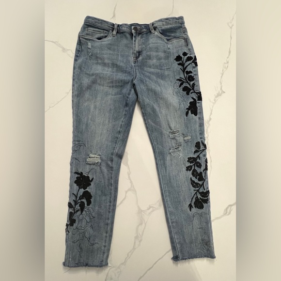 Coco + Carmen Jeans Cococarmen Floral Embroidered Distressed Skinny